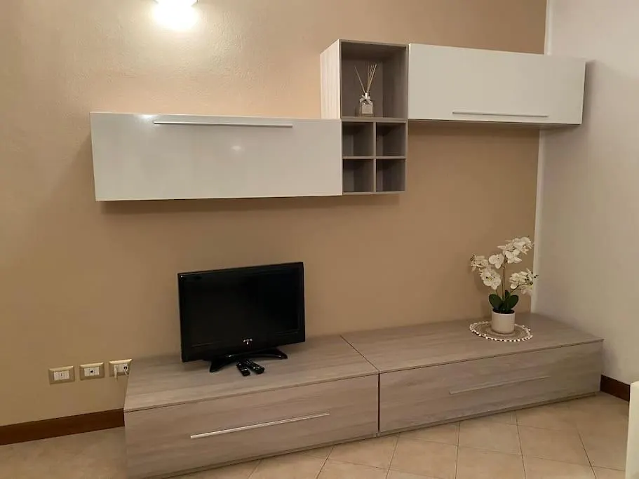 Lacasadeitati Lecco 0*,  Włochy